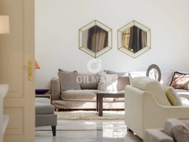 Chalet Independiente en Estepona Este - Málaga