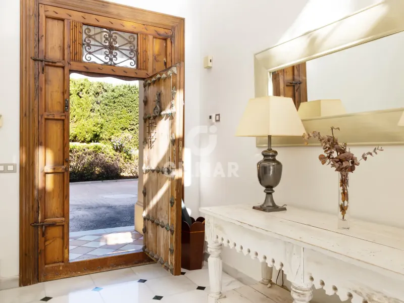 Chalet Independiente en Estepona Este - Málaga