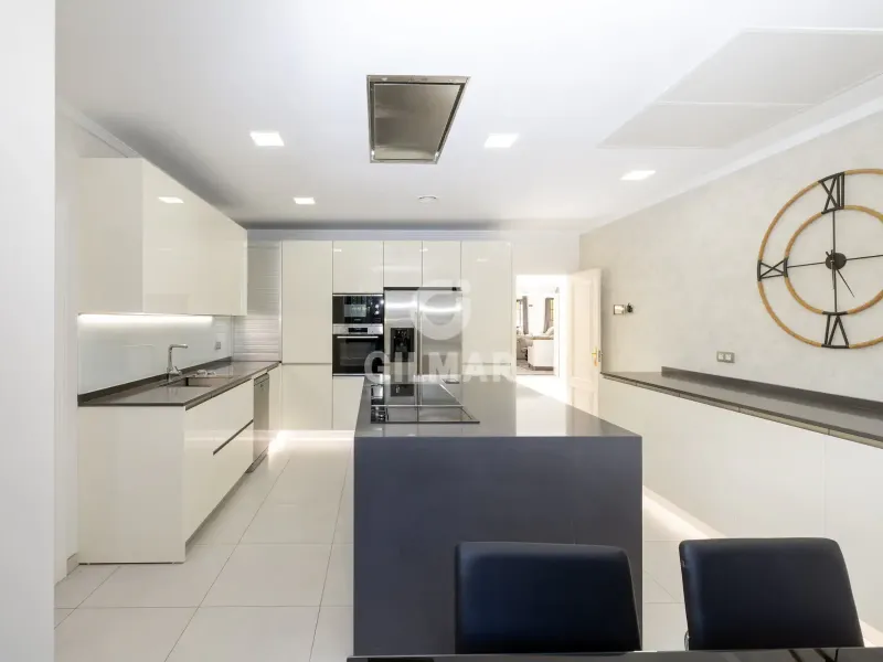 Chalet Independiente en Estepona Este - Málaga