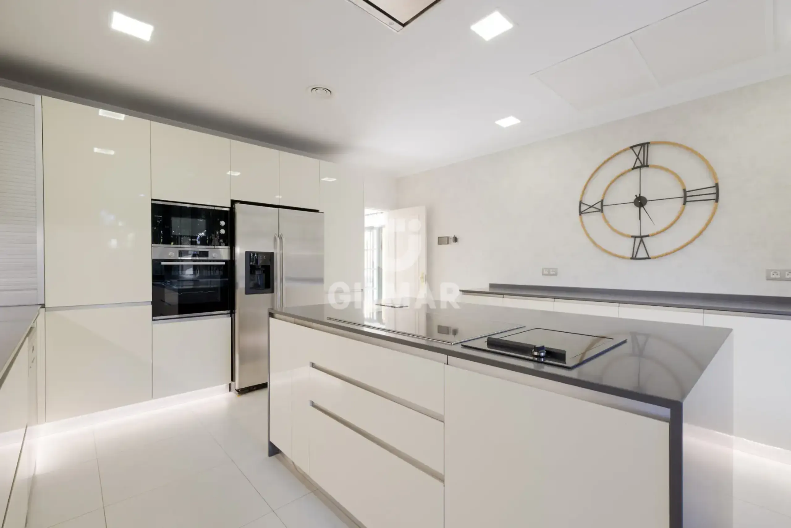 Chalet Independiente en Estepona Este - Málaga