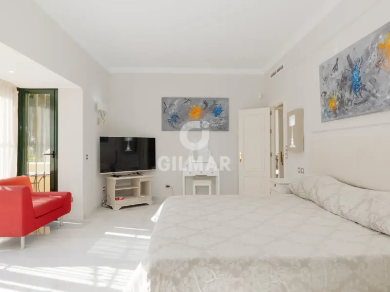 Chalet Independiente en Estepona Este - Málaga