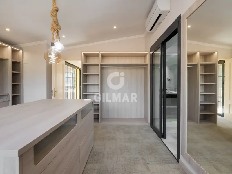 Chalet Independiente en Estepona Este - Málaga