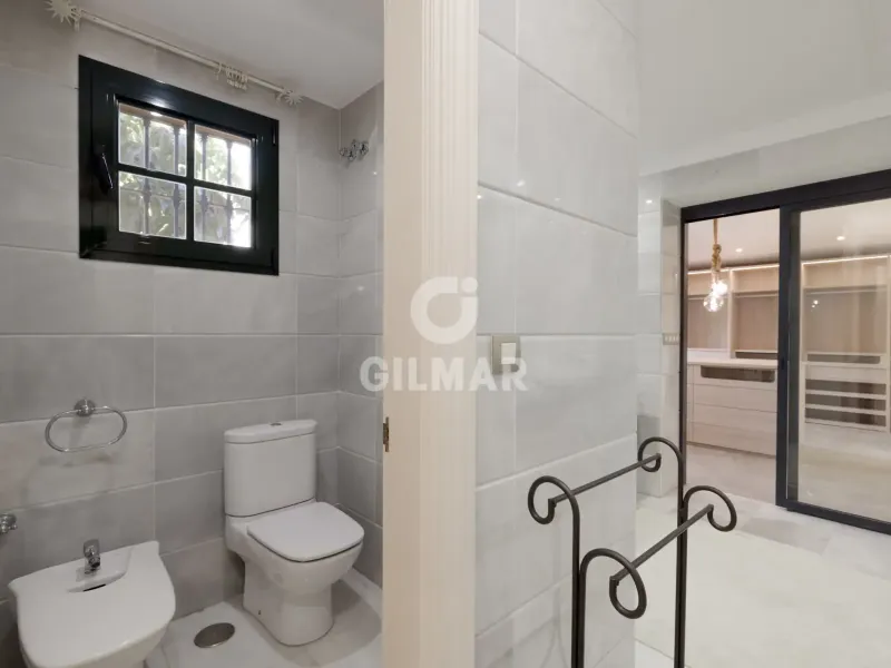Chalet Independiente en Estepona Este - Málaga