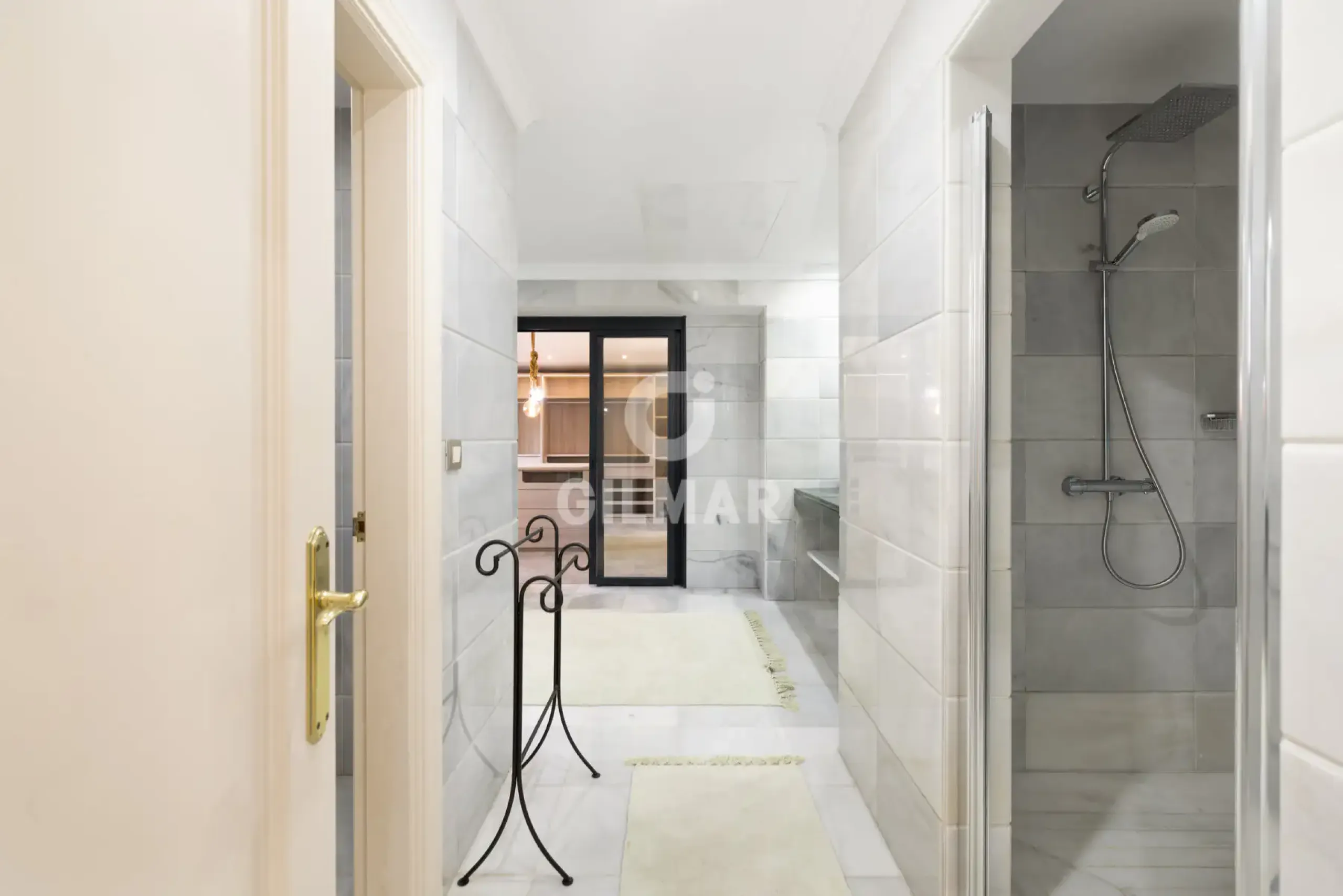 Chalet Independiente en Estepona Este - Málaga