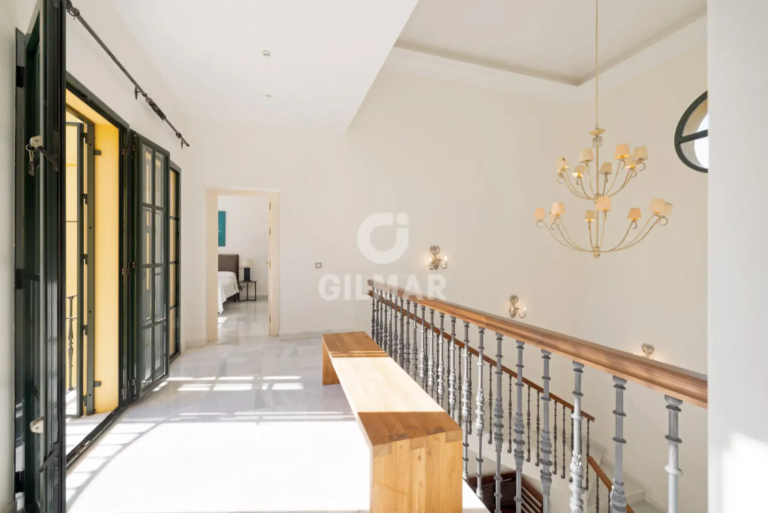 Chalet Independiente en Estepona Este - Málaga