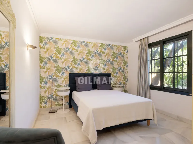 Chalet Independiente en Estepona Este - Málaga