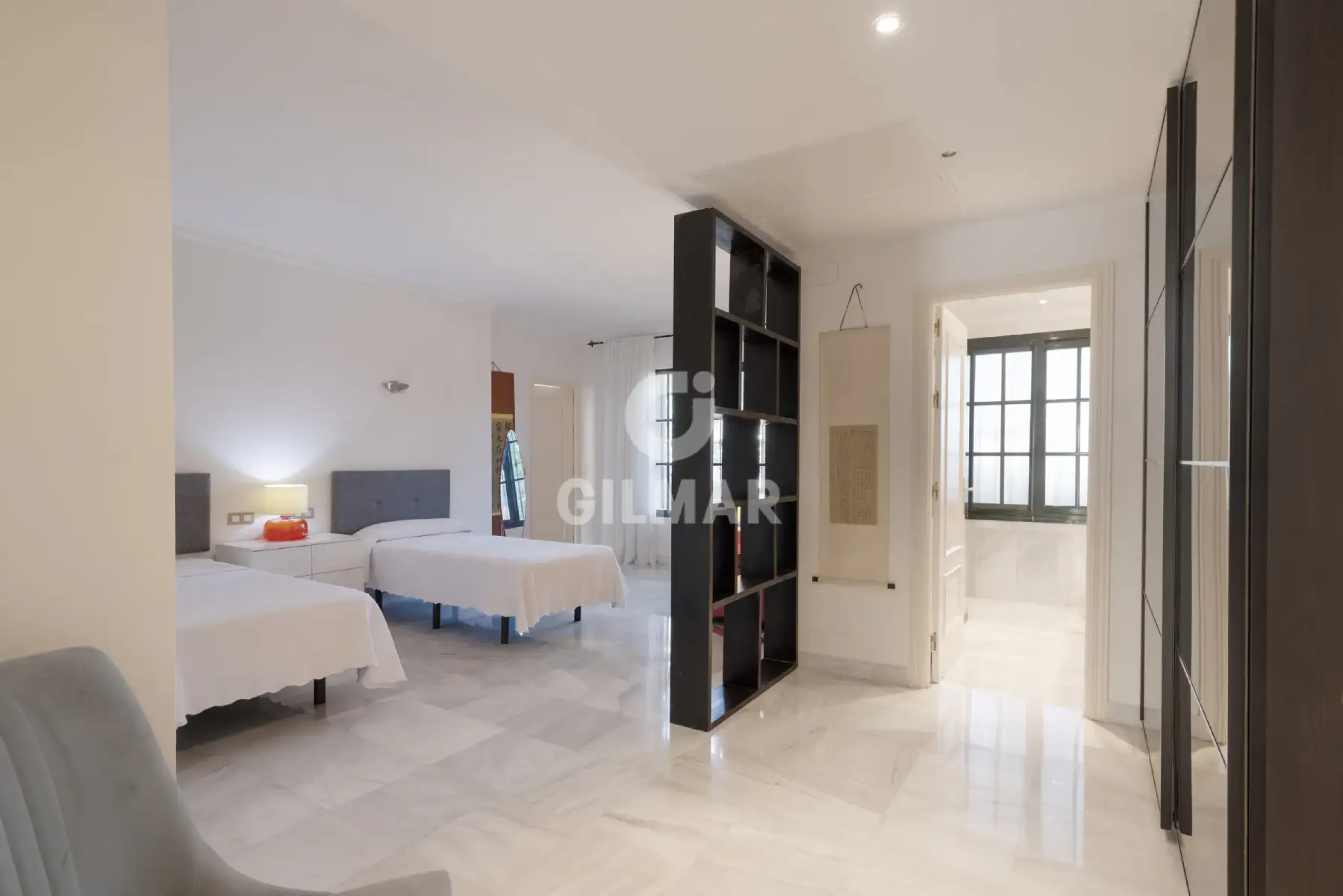 Chalet Independiente en Estepona Este - Málaga