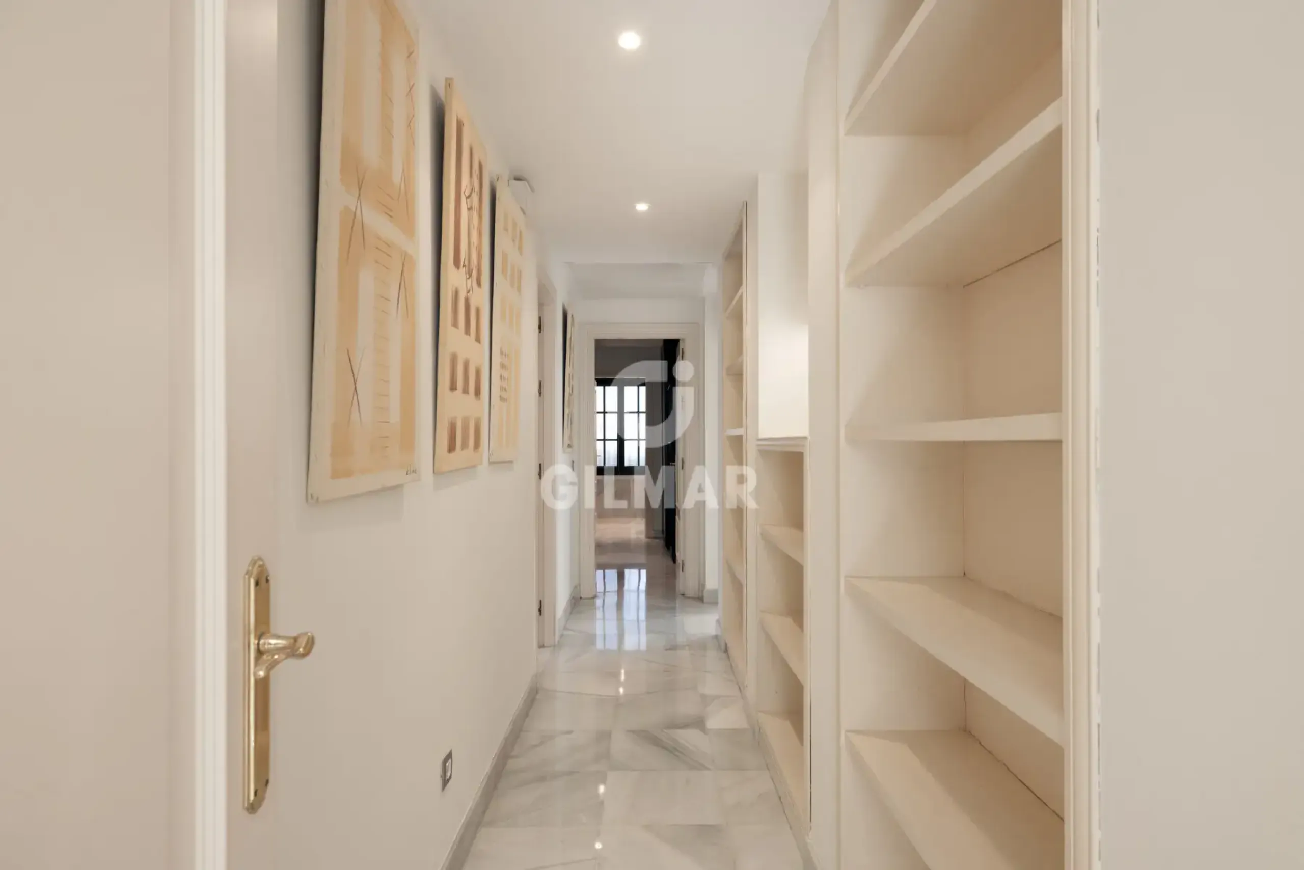 Chalet Independiente en Estepona Este - Málaga