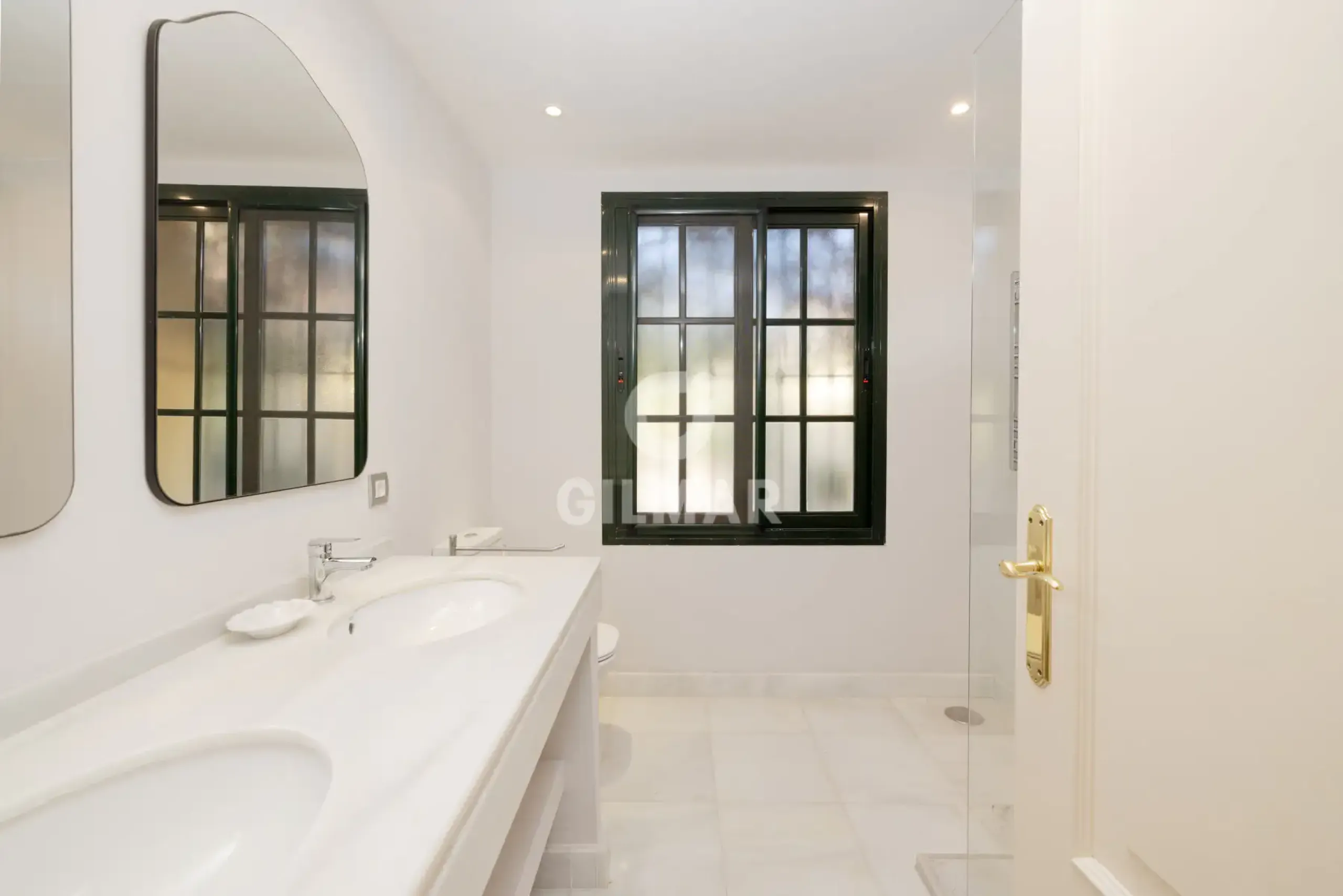 Chalet Independiente en Estepona Este - Málaga