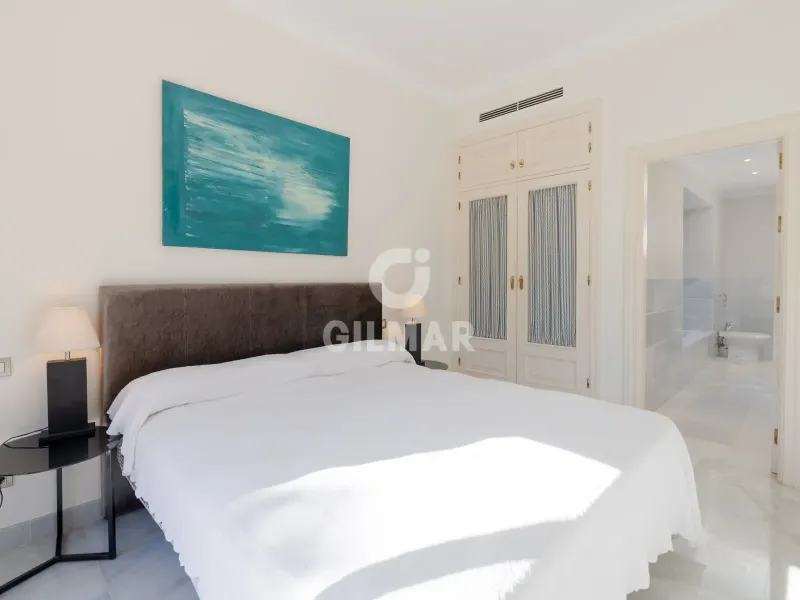 Chalet Independiente en Estepona Este - Málaga
