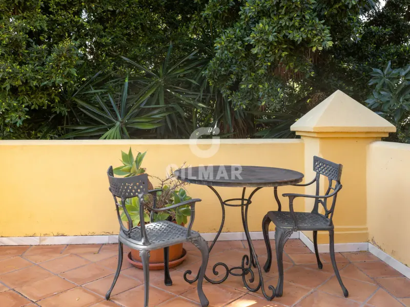 Chalet Independiente en Estepona Este - Málaga