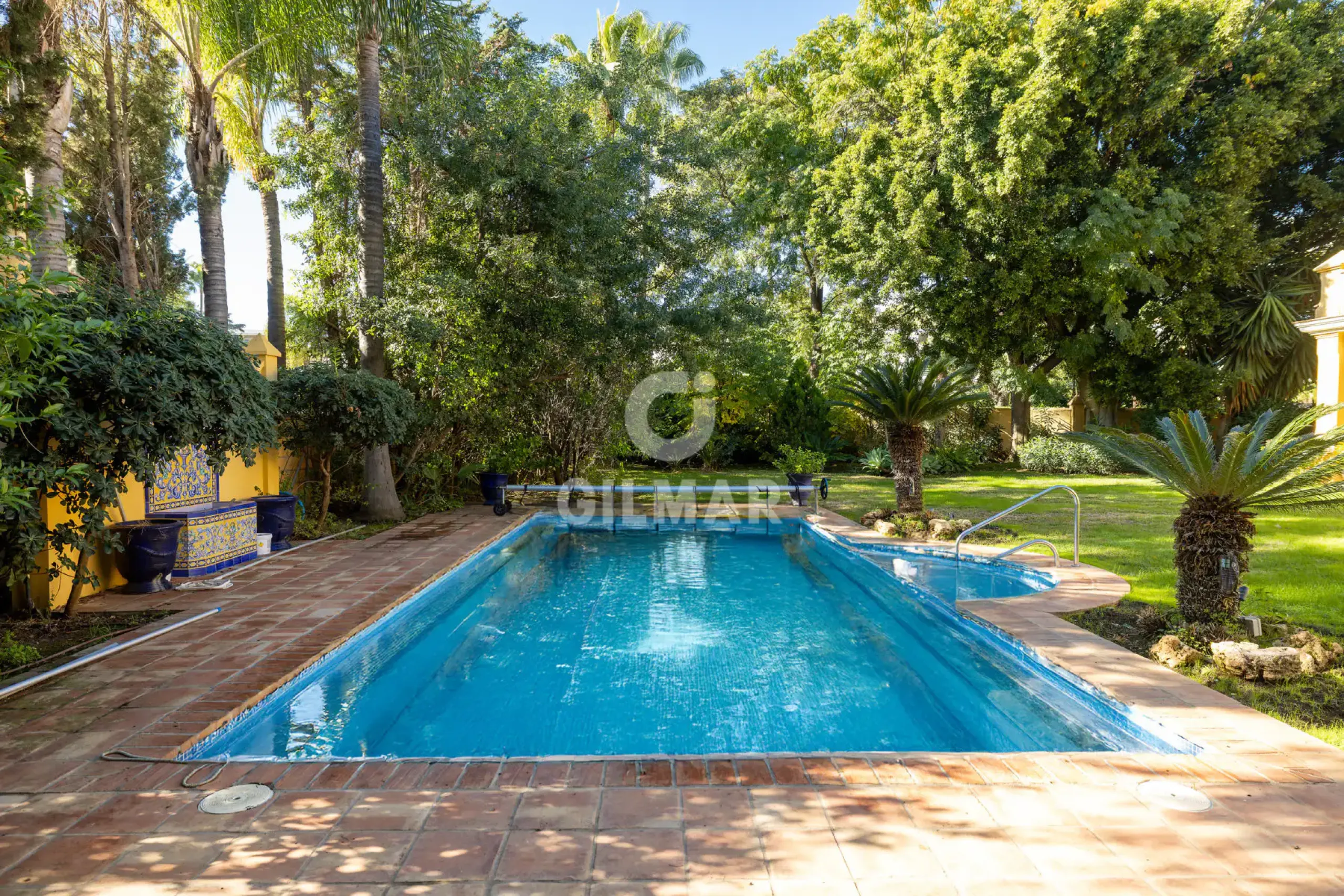 Chalet Independiente en Estepona Este - Málaga
