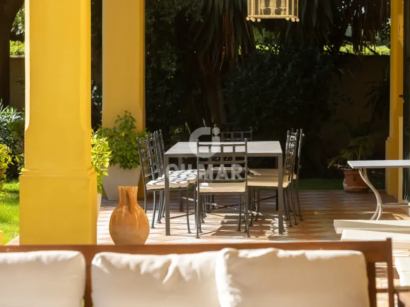 Chalet Independiente en Estepona Este - Málaga