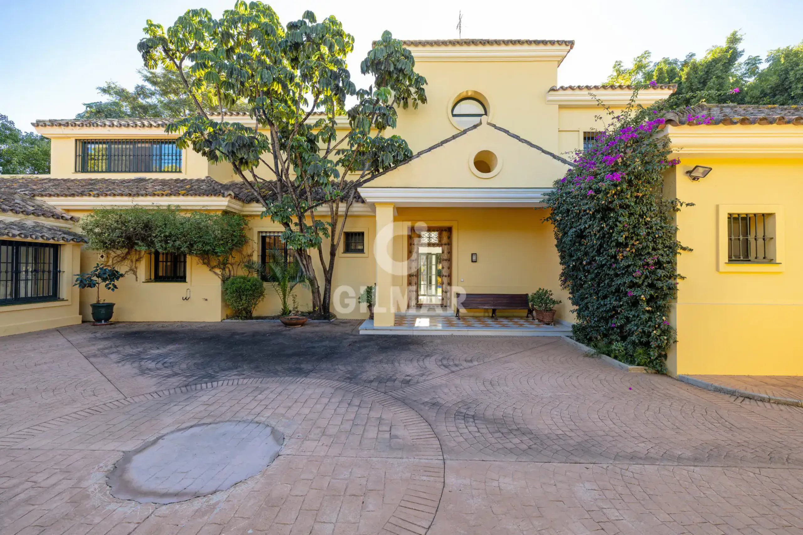 Chalet Independiente en Estepona Este - Málaga