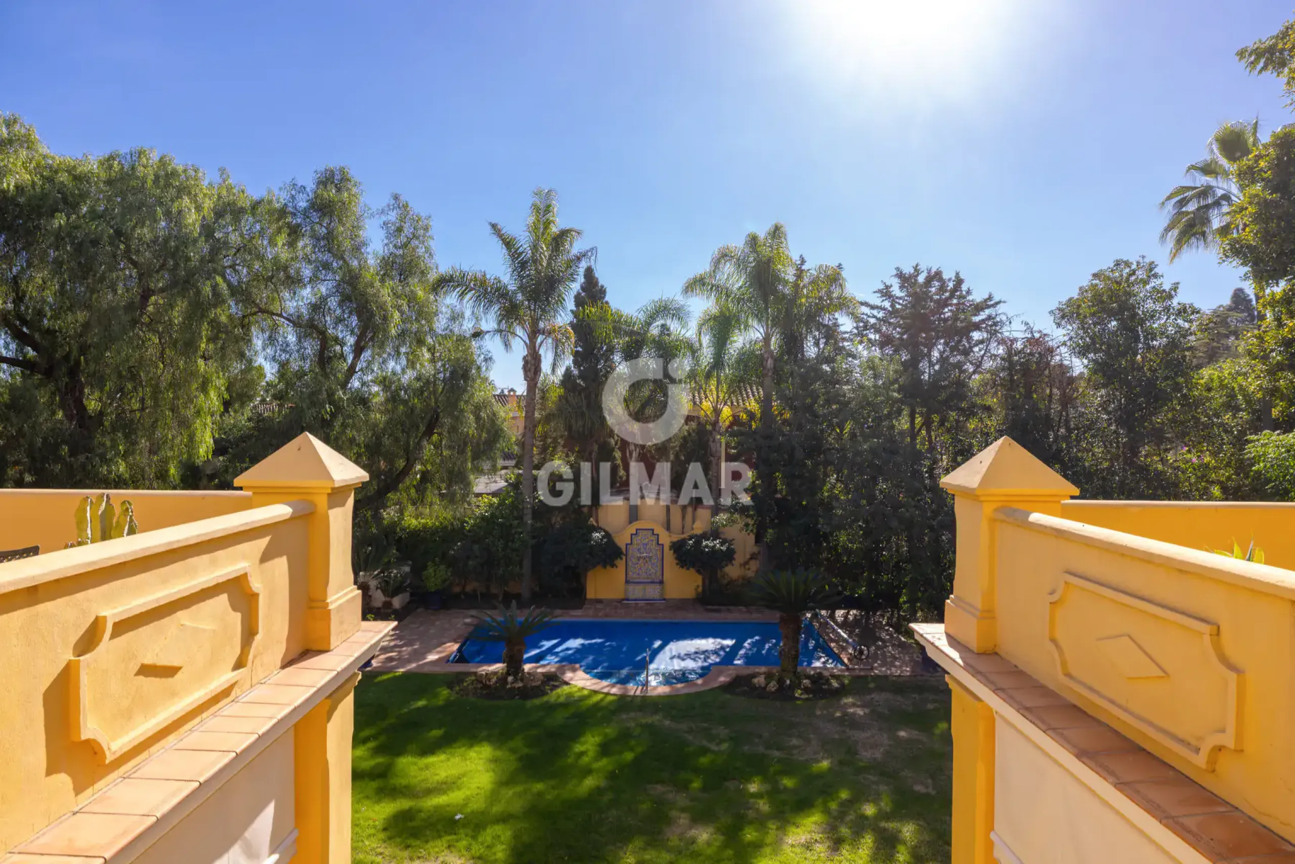 Chalet Independiente en Estepona Este - Málaga