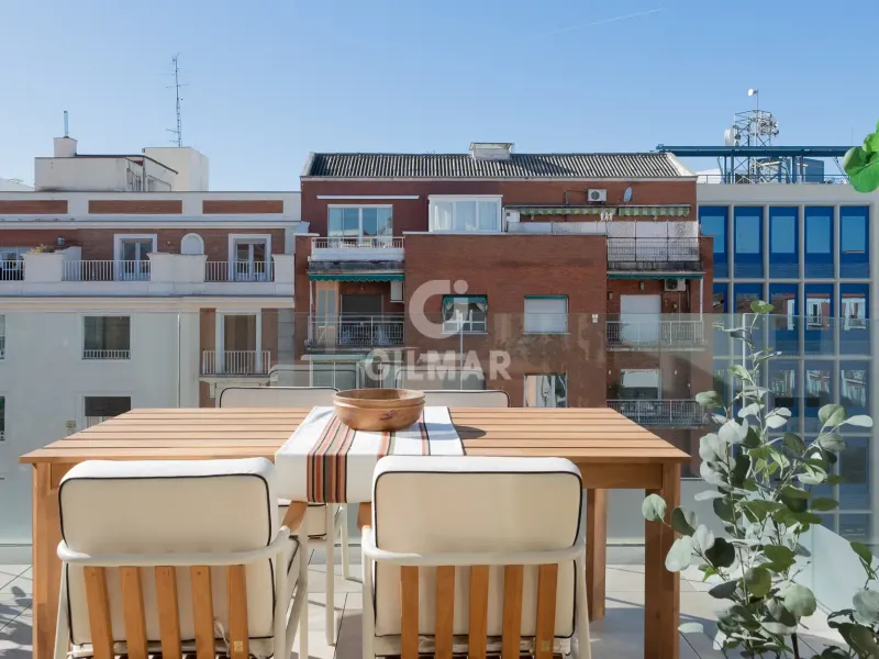 Duplex penthouse in Trafalgar - Madrid