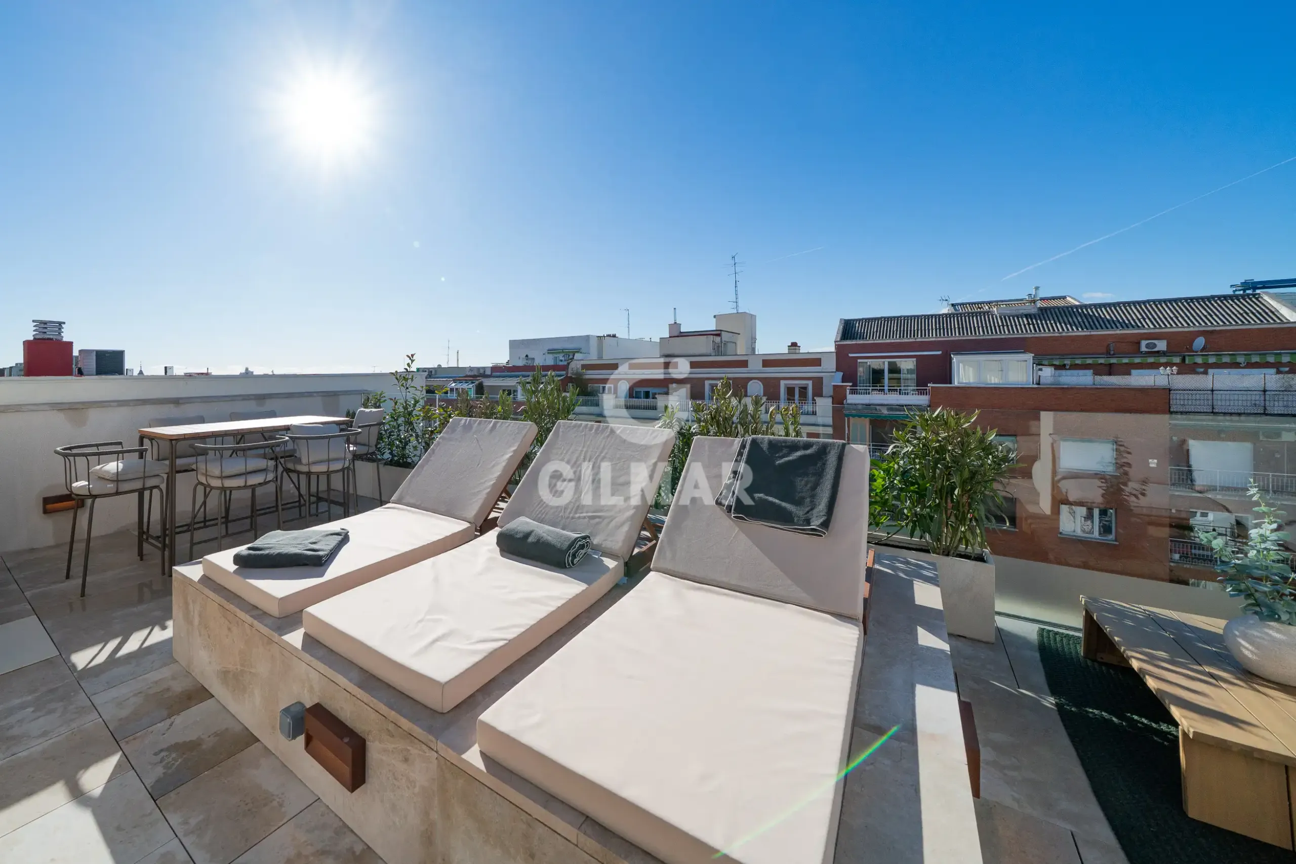 Duplex penthouse in Trafalgar - Madrid