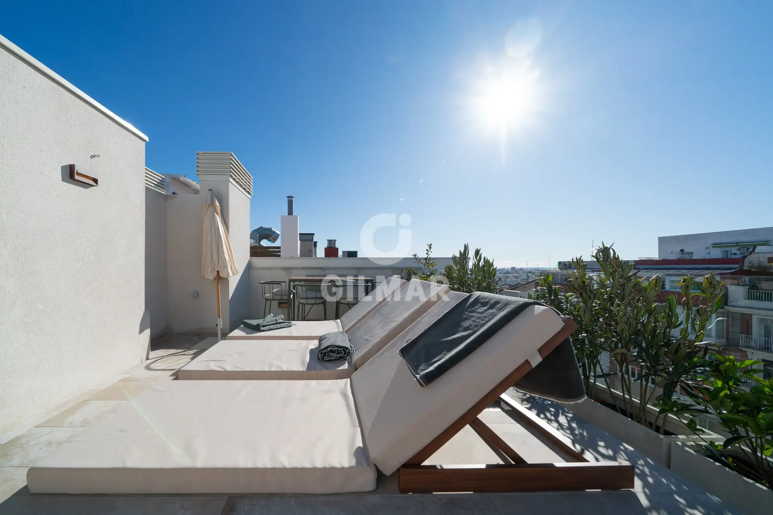 Duplex penthouse in Trafalgar - Madrid