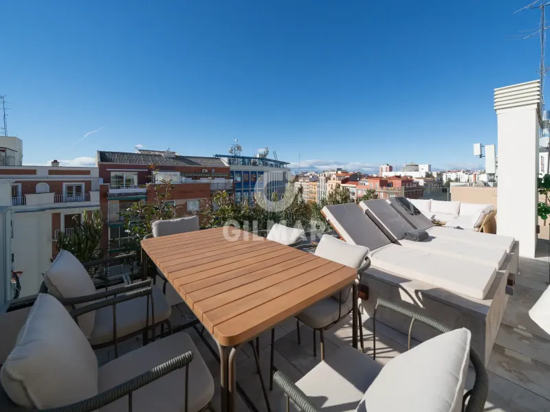 Duplex penthouse in Trafalgar - Madrid