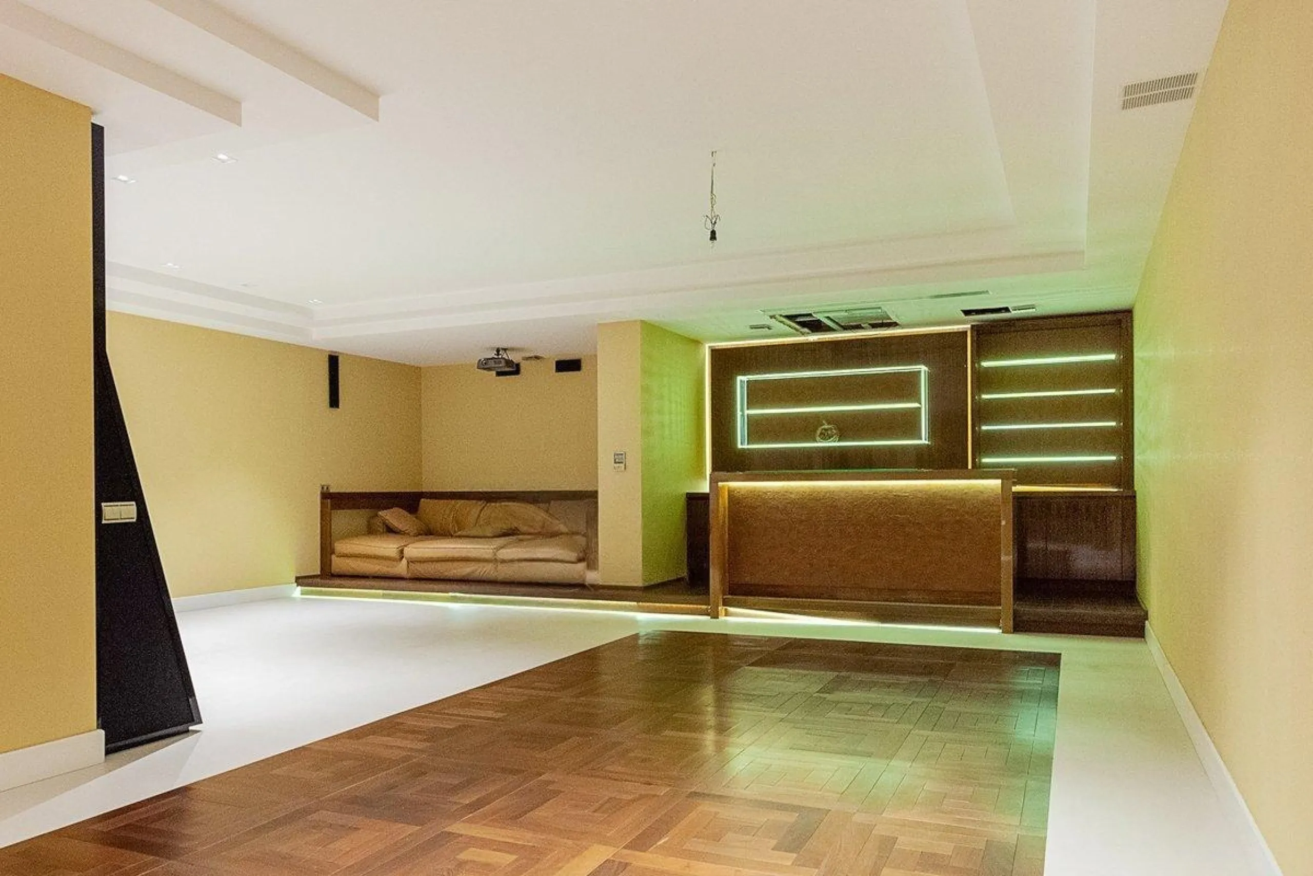 Modern Villa with Heated Pool in the Heart of Platja d’Aro, Costa Brava