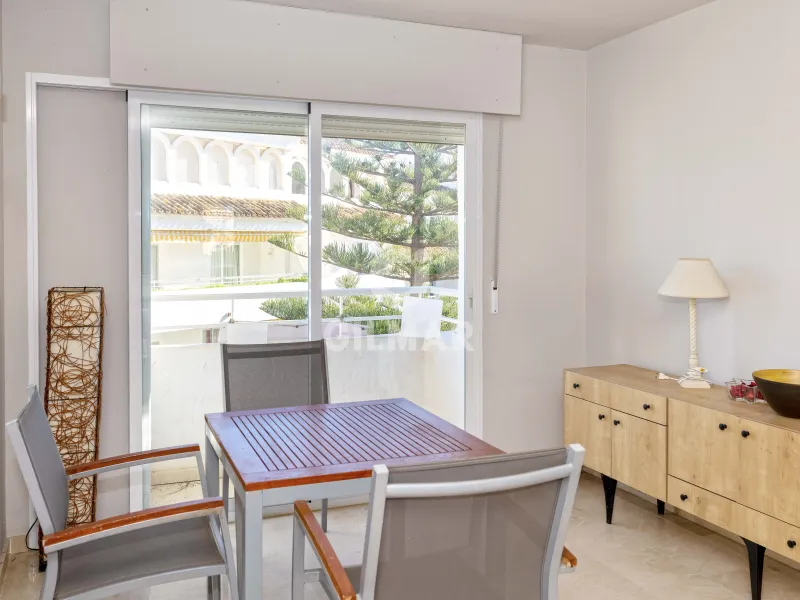 Duplex penthouse in Marbella Este - Málaga