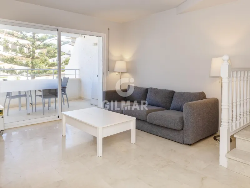 Duplex penthouse in Marbella Este - Málaga