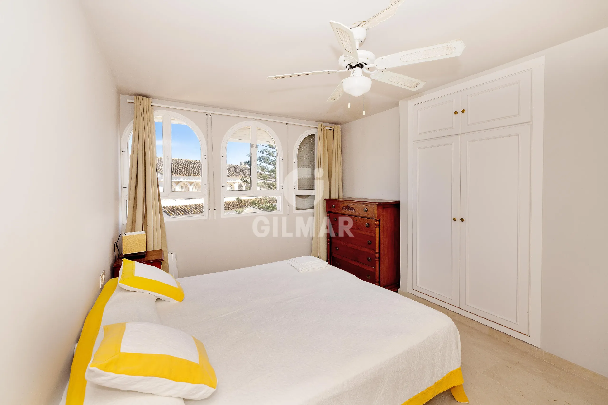 Duplex penthouse in Marbella Este - Málaga