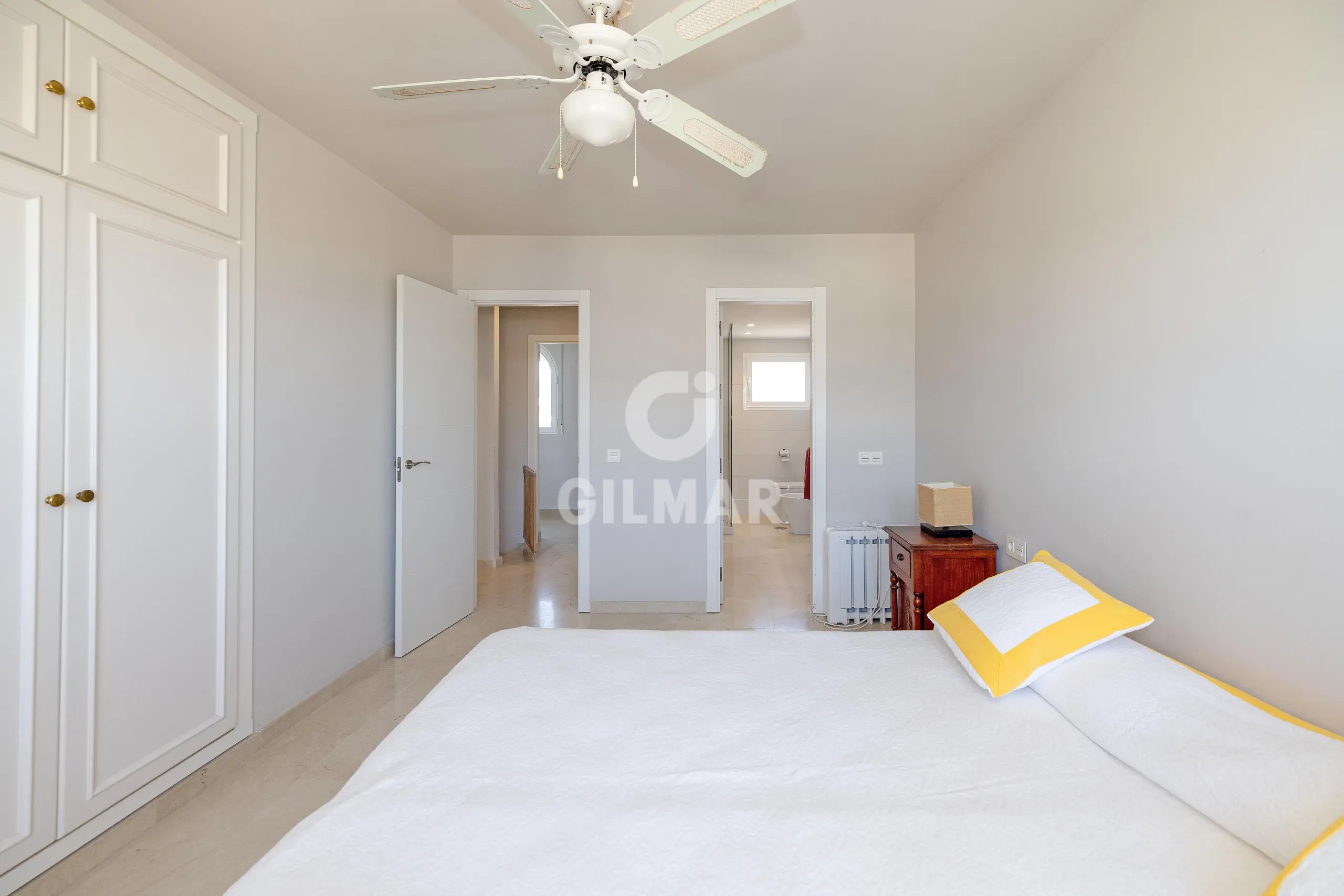 Duplex penthouse in Marbella Este - Málaga