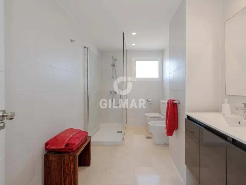 Duplex penthouse in Marbella Este - Málaga