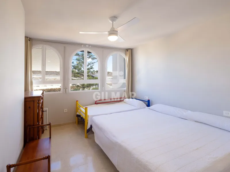 Duplex penthouse in Marbella Este - Málaga