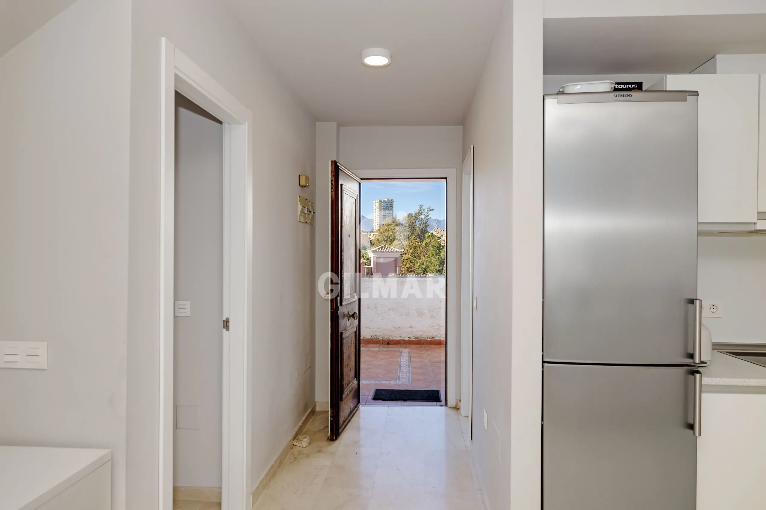 Duplex penthouse in Marbella Este - Málaga