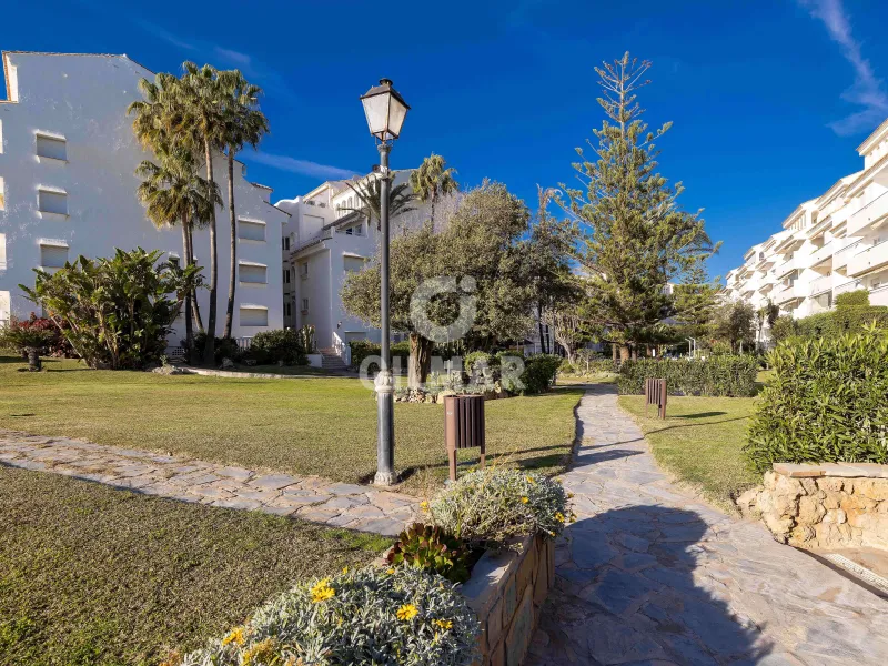 Duplex penthouse in Marbella Este - Málaga