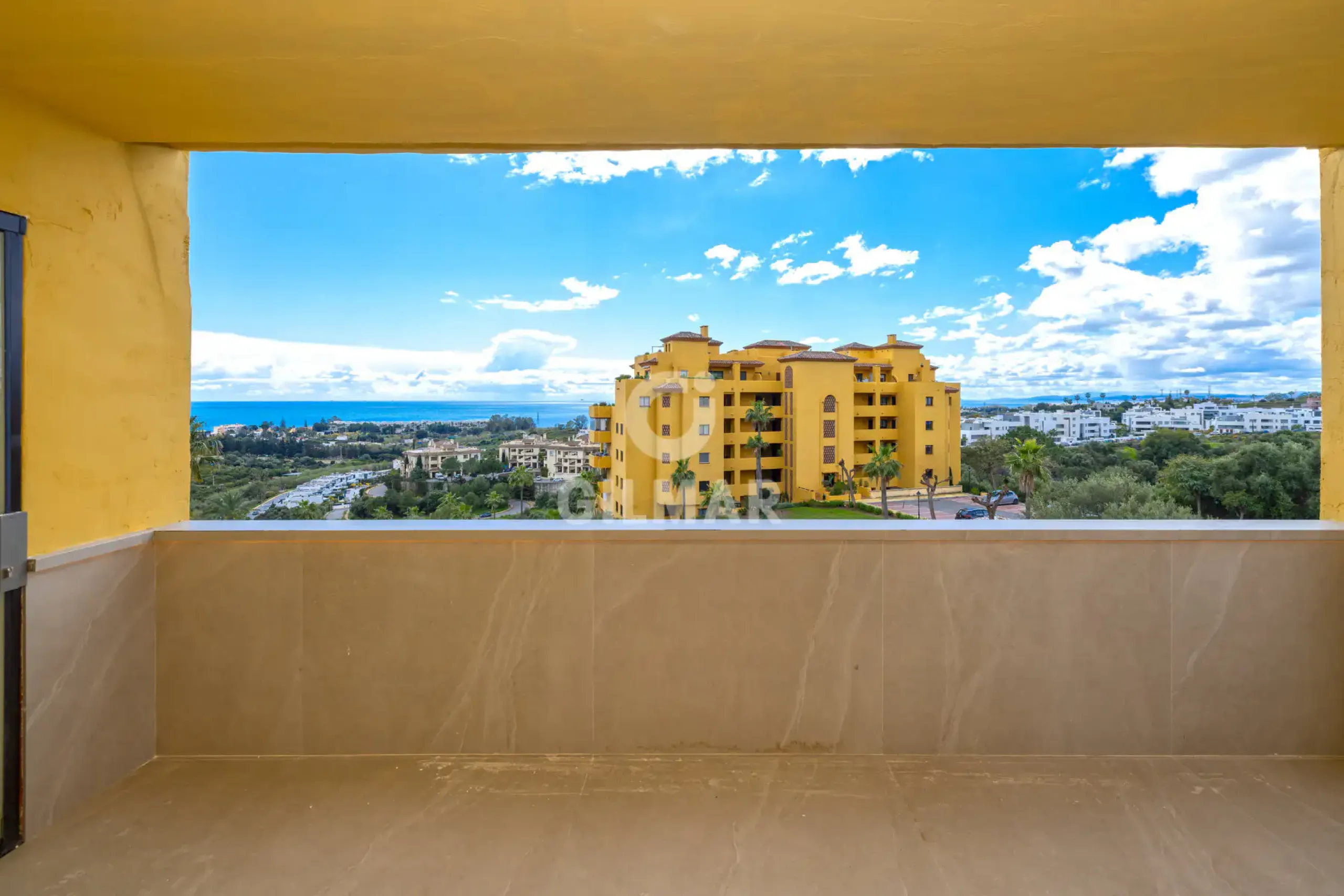 Apartment in Estepona Este - Málaga