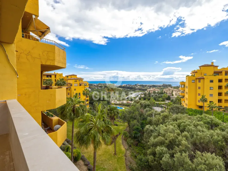 Apartment in Estepona Este - Málaga