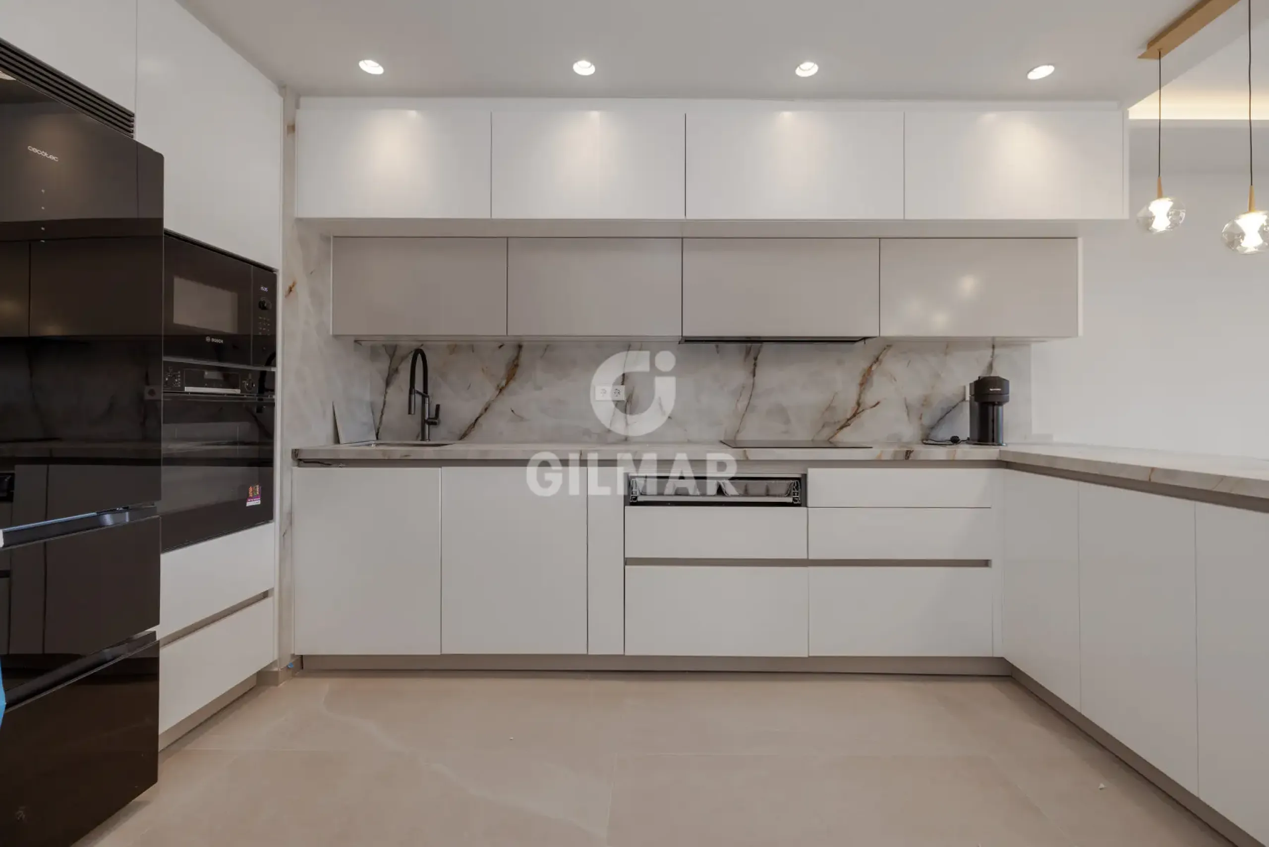 Apartment in Estepona Este - Málaga