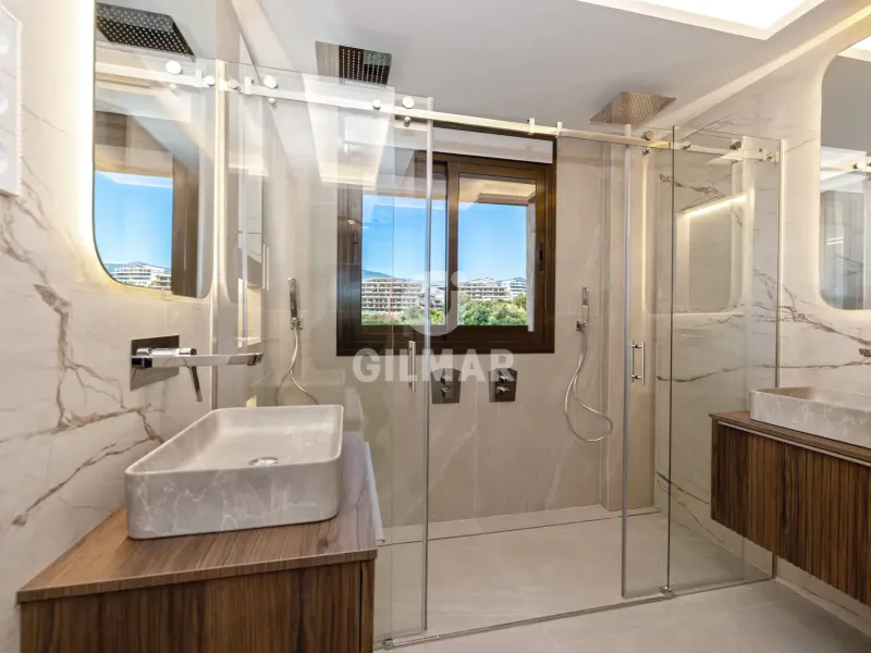 Apartment in Estepona Este - Málaga