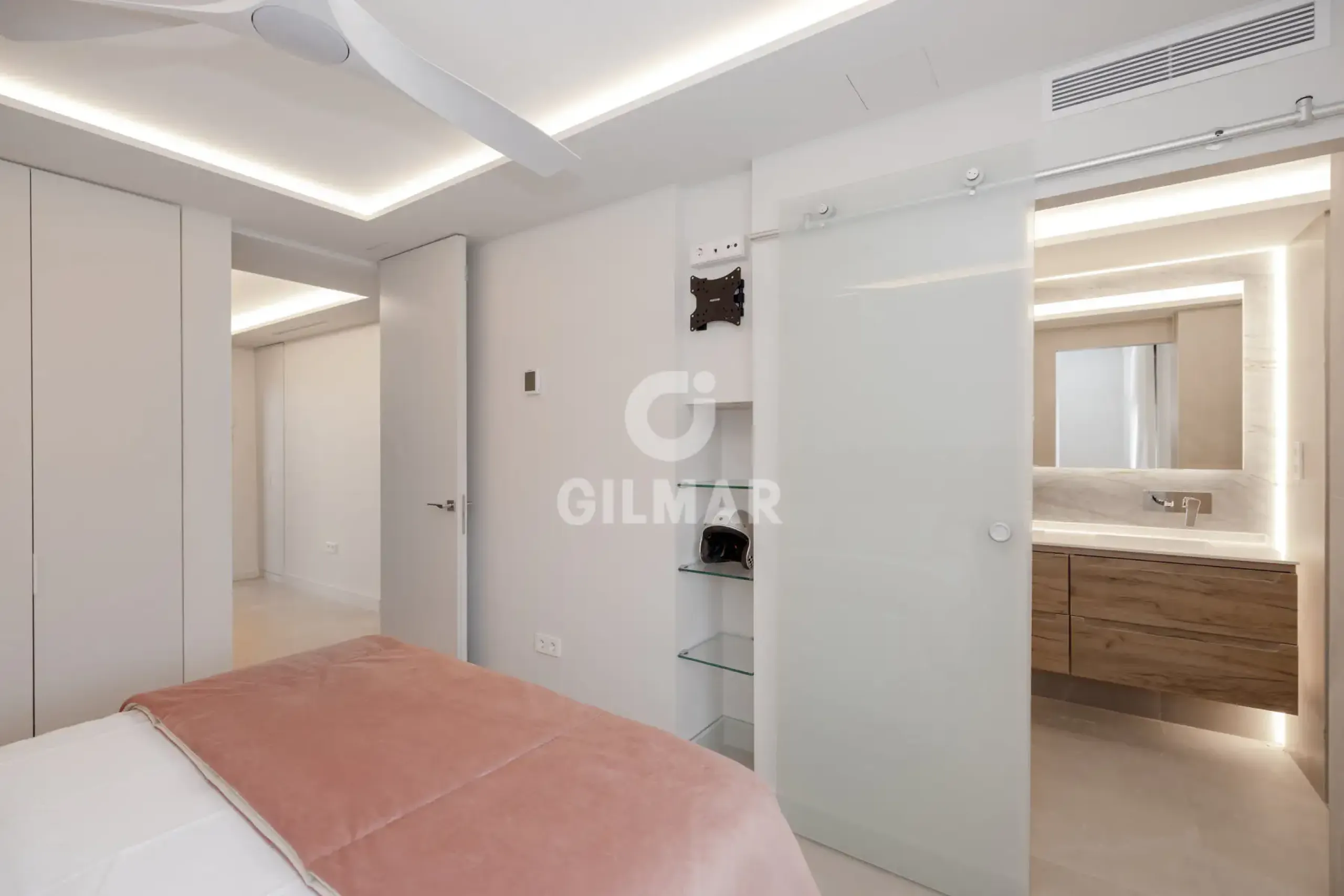Apartment in Estepona Este - Málaga