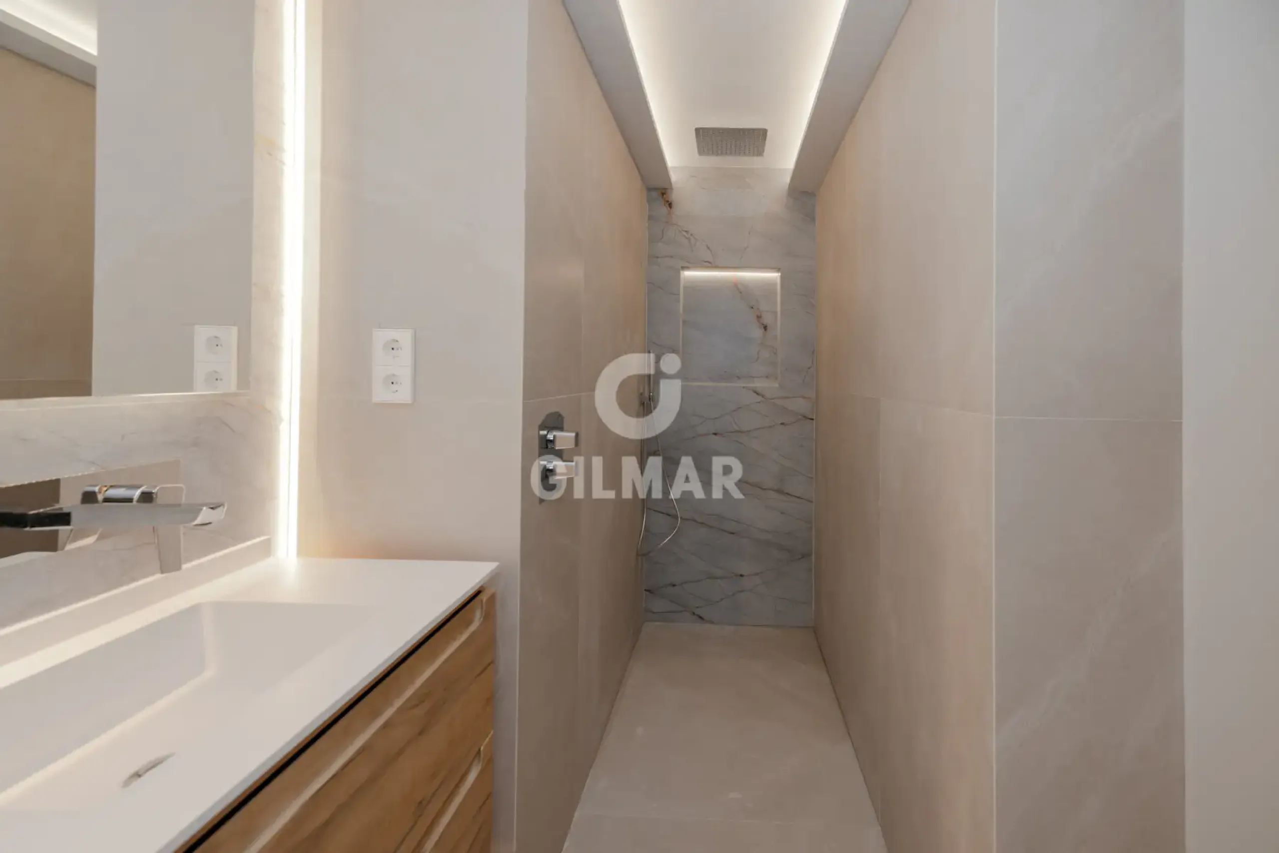 Apartment in Estepona Este - Málaga