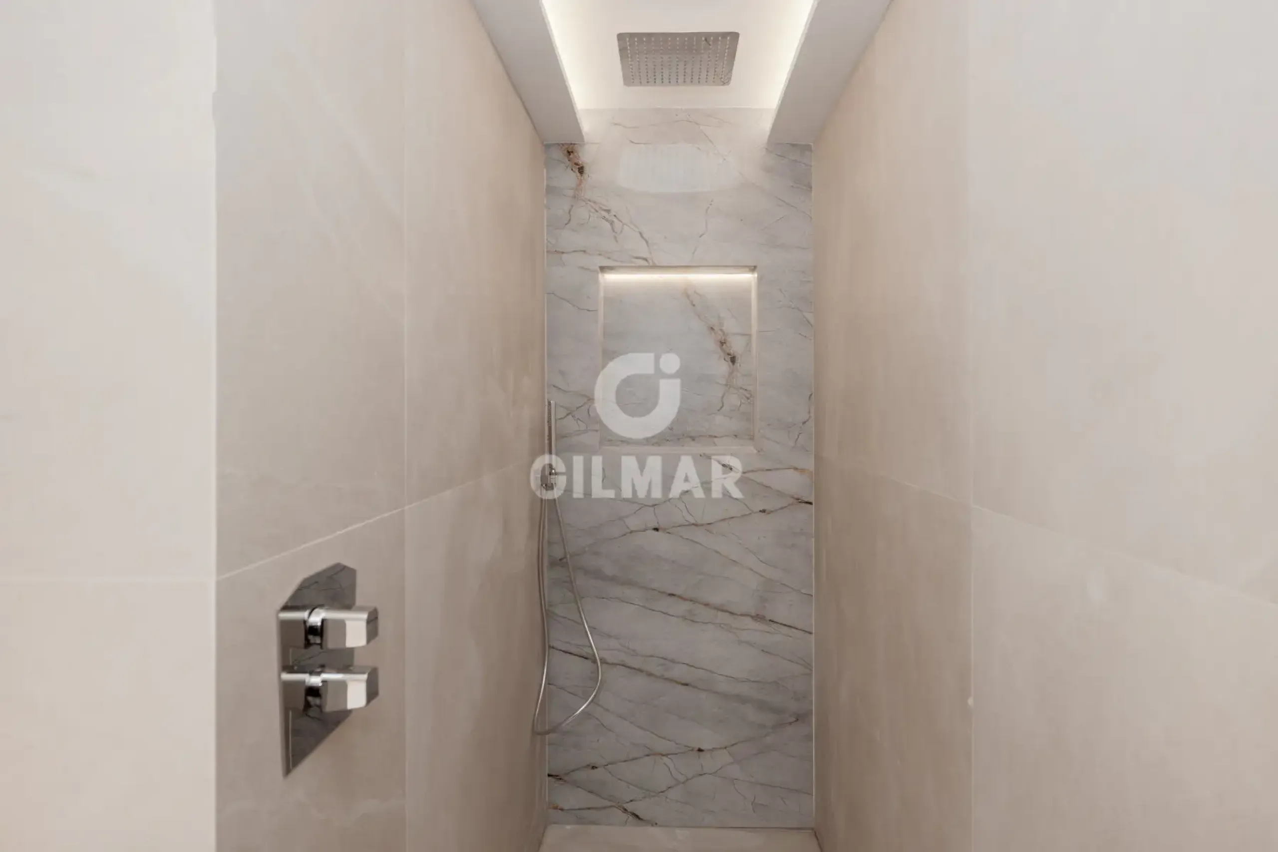 Apartment in Estepona Este - Málaga