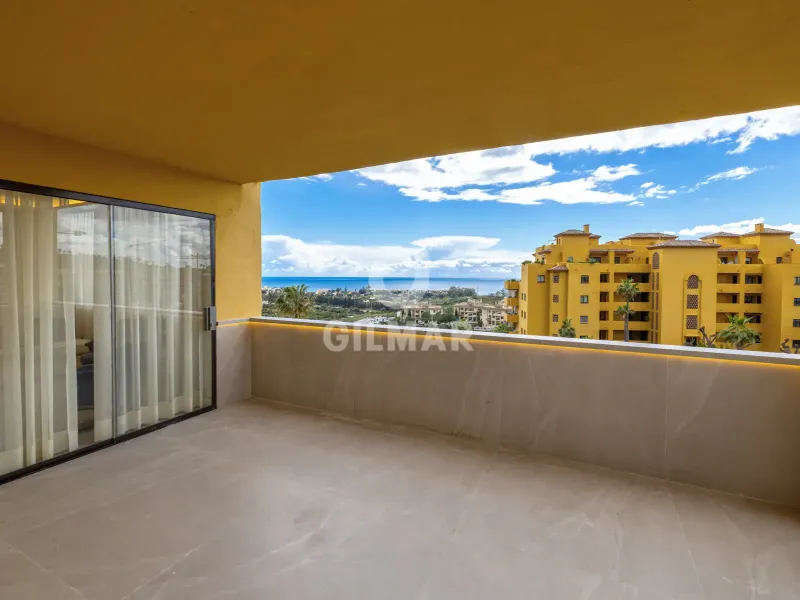 Apartment in Estepona Este - Málaga
