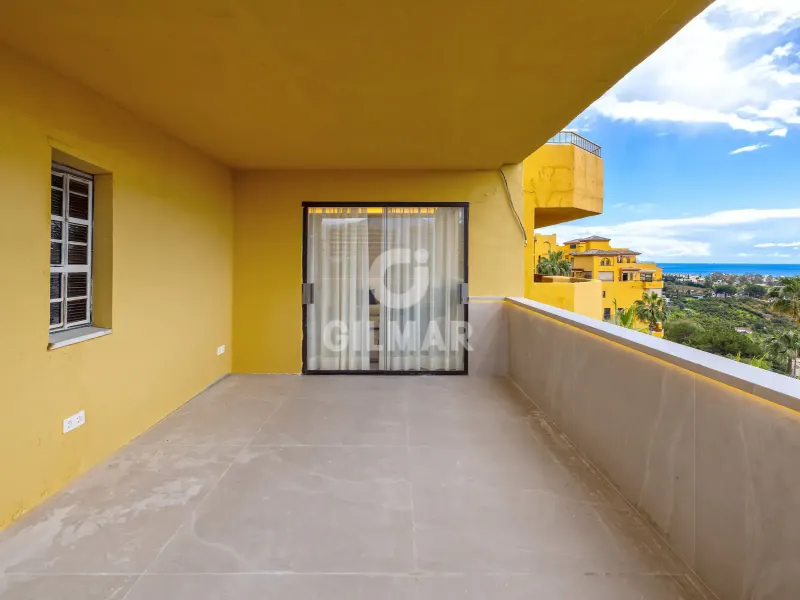 Apartment in Estepona Este - Málaga
