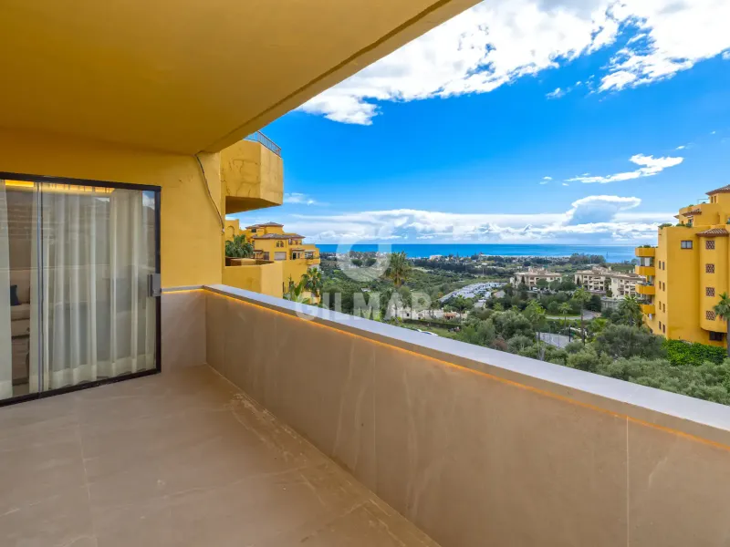 Apartment in Estepona Este - Málaga