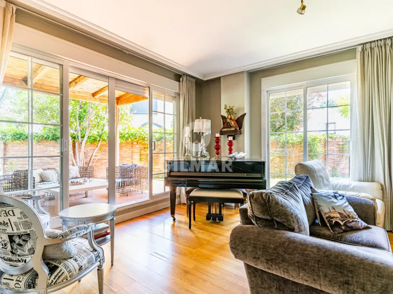 Semi-detached house in Majadahonda - Madrid