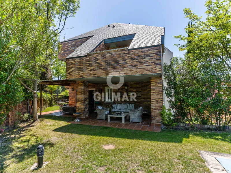 Semi-detached house in Majadahonda - Madrid