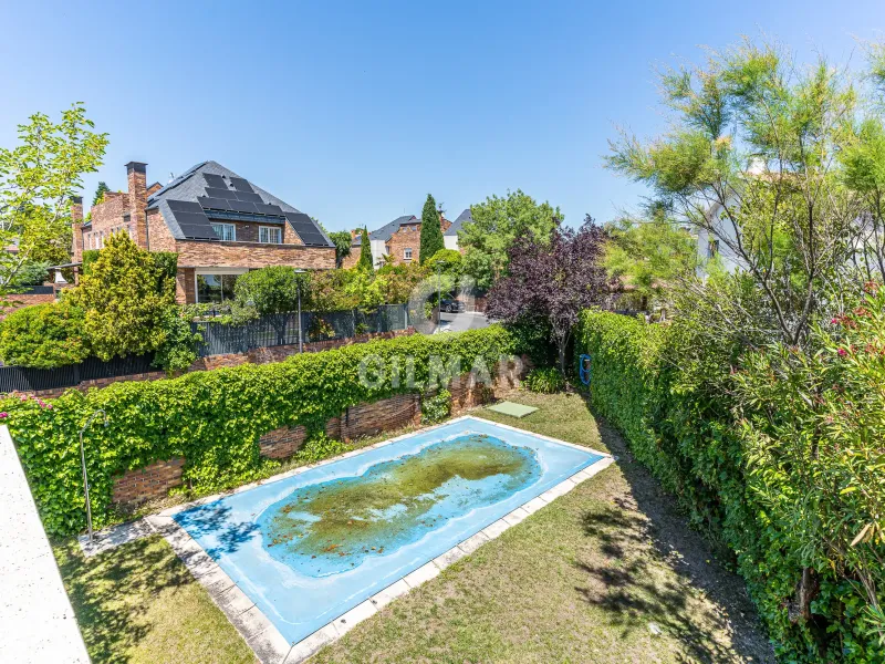 Semi-detached house in Majadahonda - Madrid