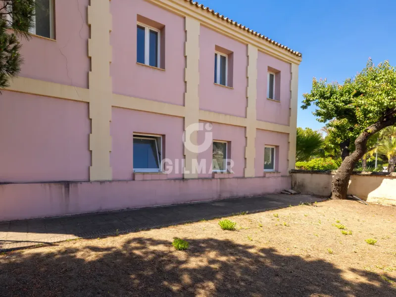 Villa in Estepona Este - Málaga