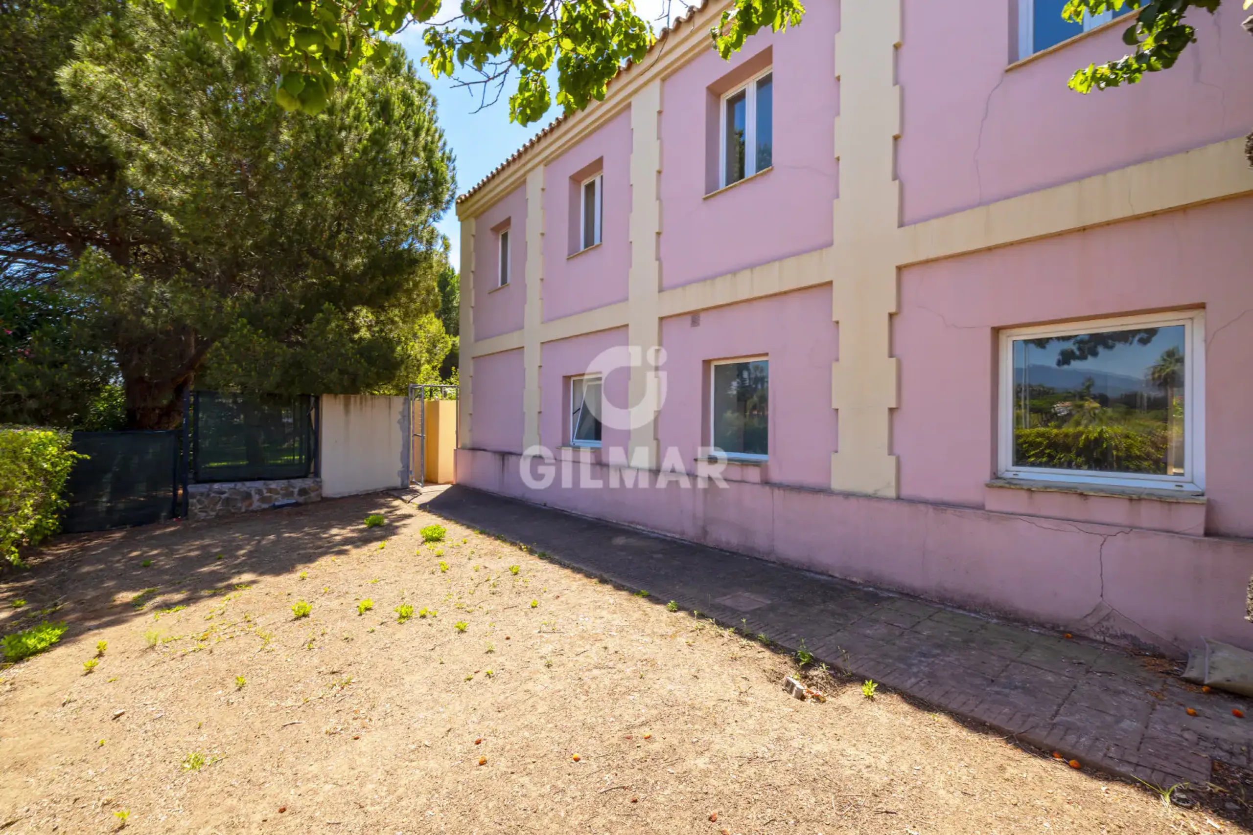 Villa in Estepona Este - Málaga