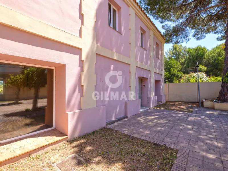 Villa in Estepona Este - Málaga