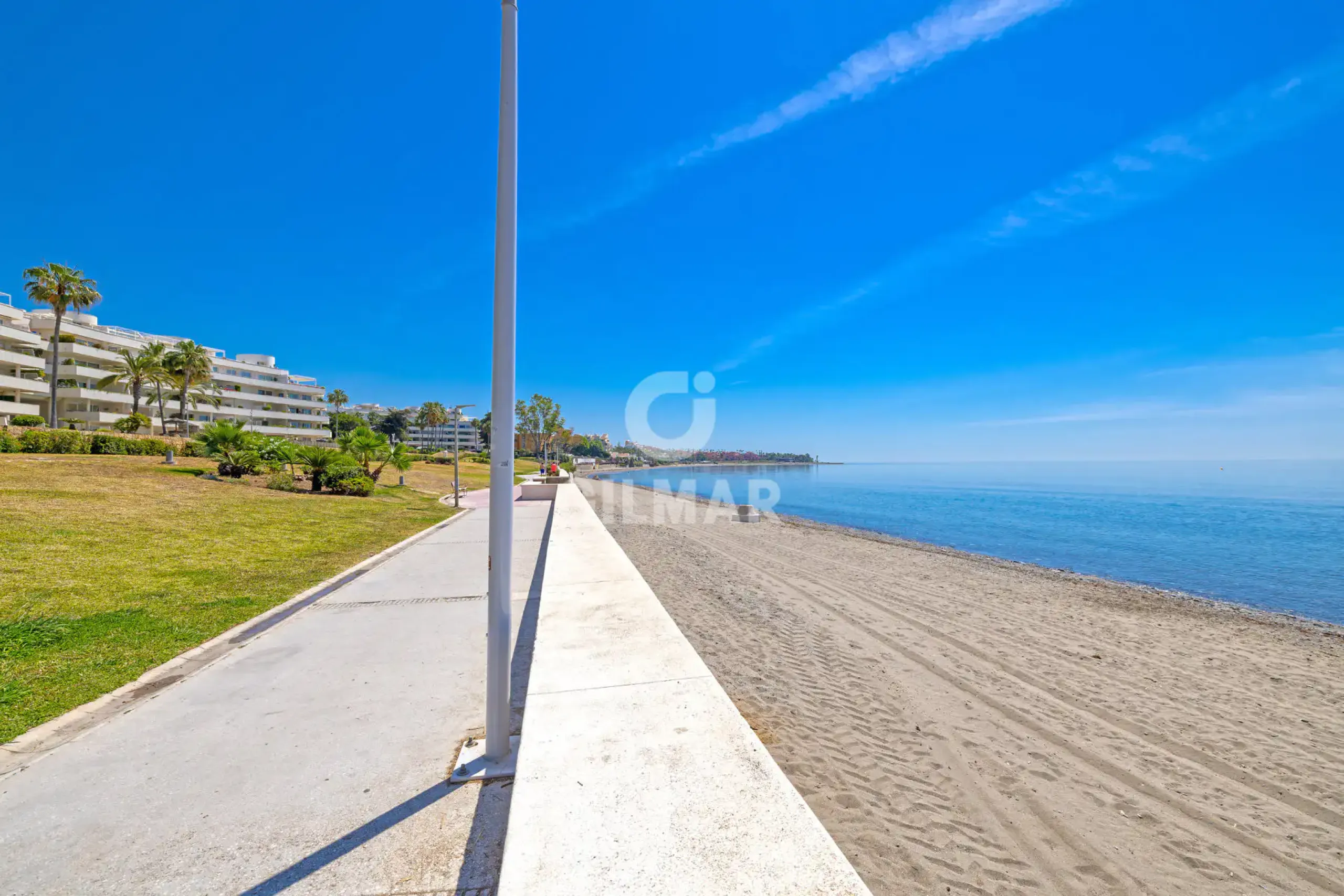 Villa in Estepona Este - Málaga