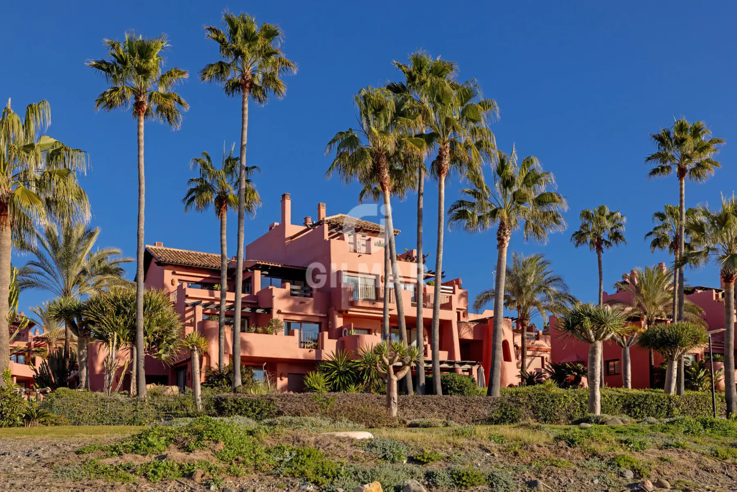 Duplex penthouse in Estepona Este - Málaga
